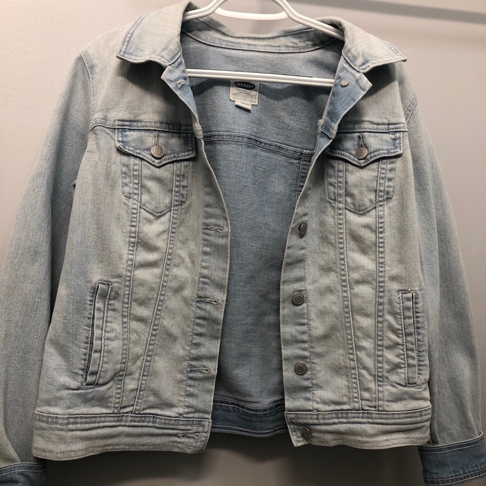 Light wash jean jacket